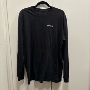 Patagonia Men's Size Large Black Long-Sleeved P-6 Logo Responsibili-Tee Shirt